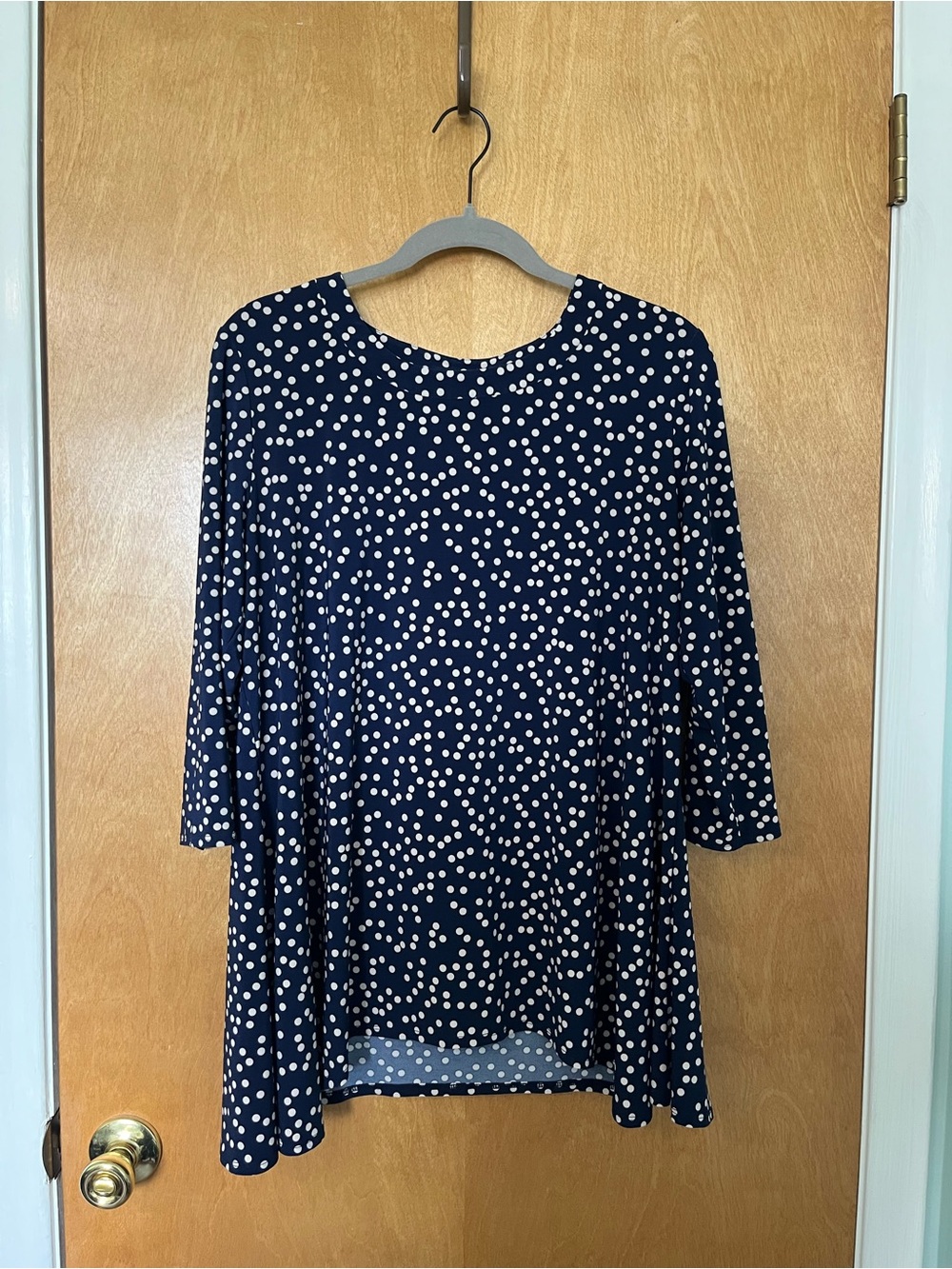Anne Klein Navy & White Polka Dot Swing Blouse with 3/4 Sleeves | Size 0x